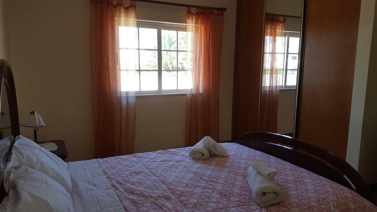 Saraiva'S Guest House Lagos Luaran gambar